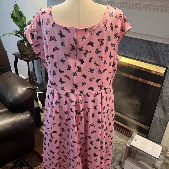 Dolly and Dottie Midi Swing Dress in Pink Butterfly Pattern.  US Size 22 Worn 1X - Picture 3 of 7